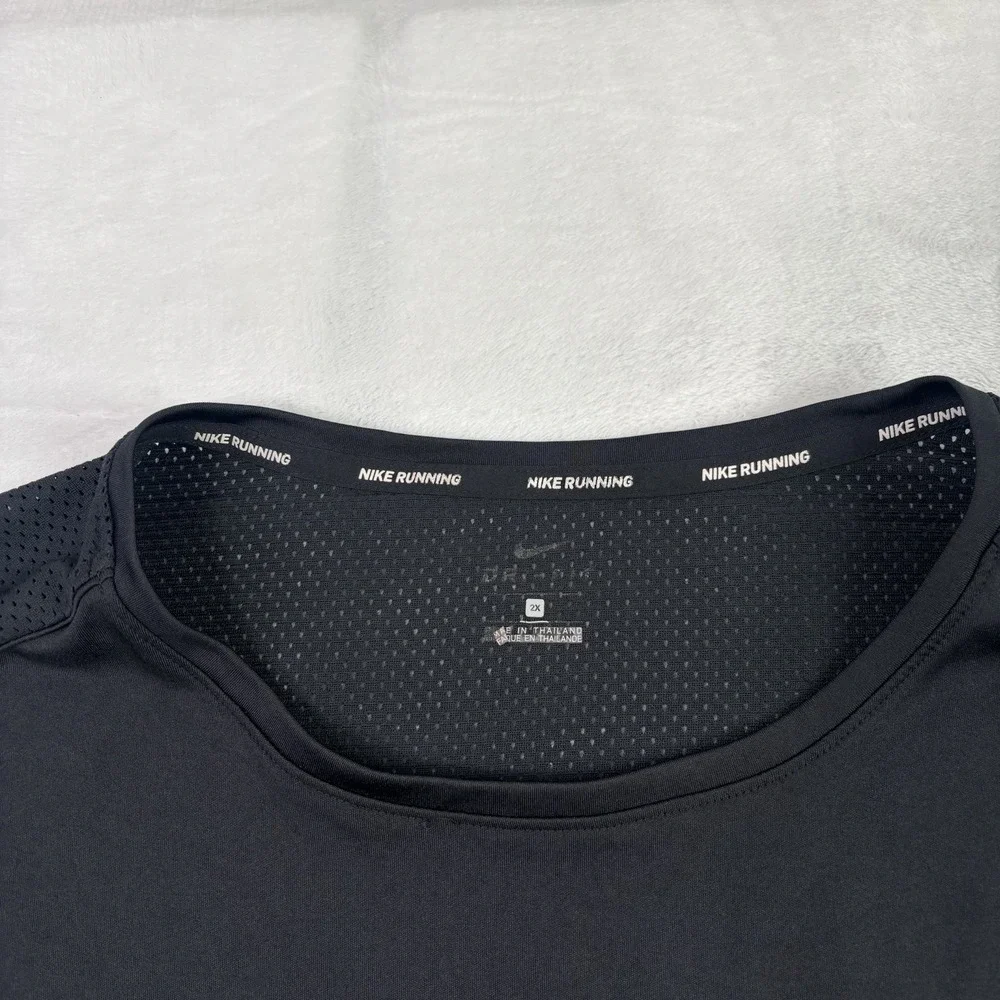 Nike Dri-FIt Running Black Short Sleeve Activewear Athletic Shirt Women's 2X